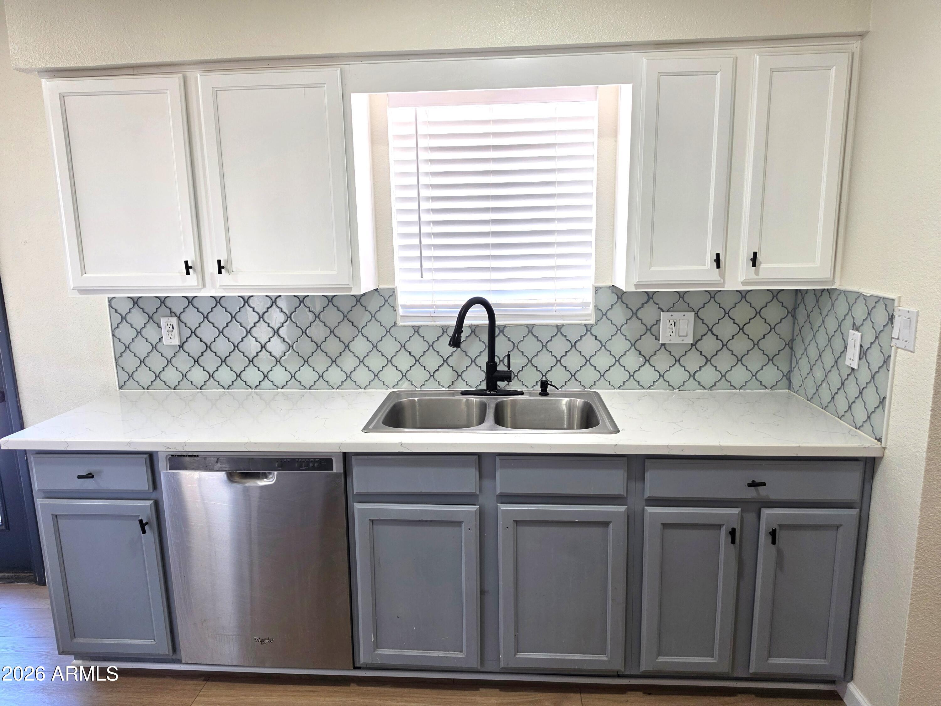 1736 E Frye Road Unit A