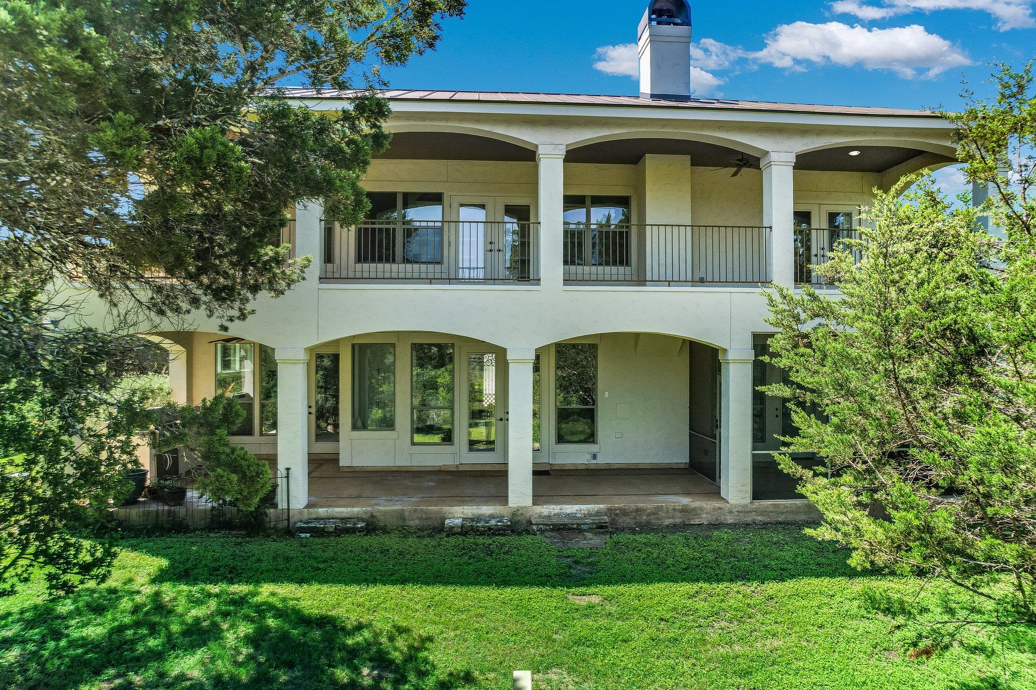 831 Southriver RD