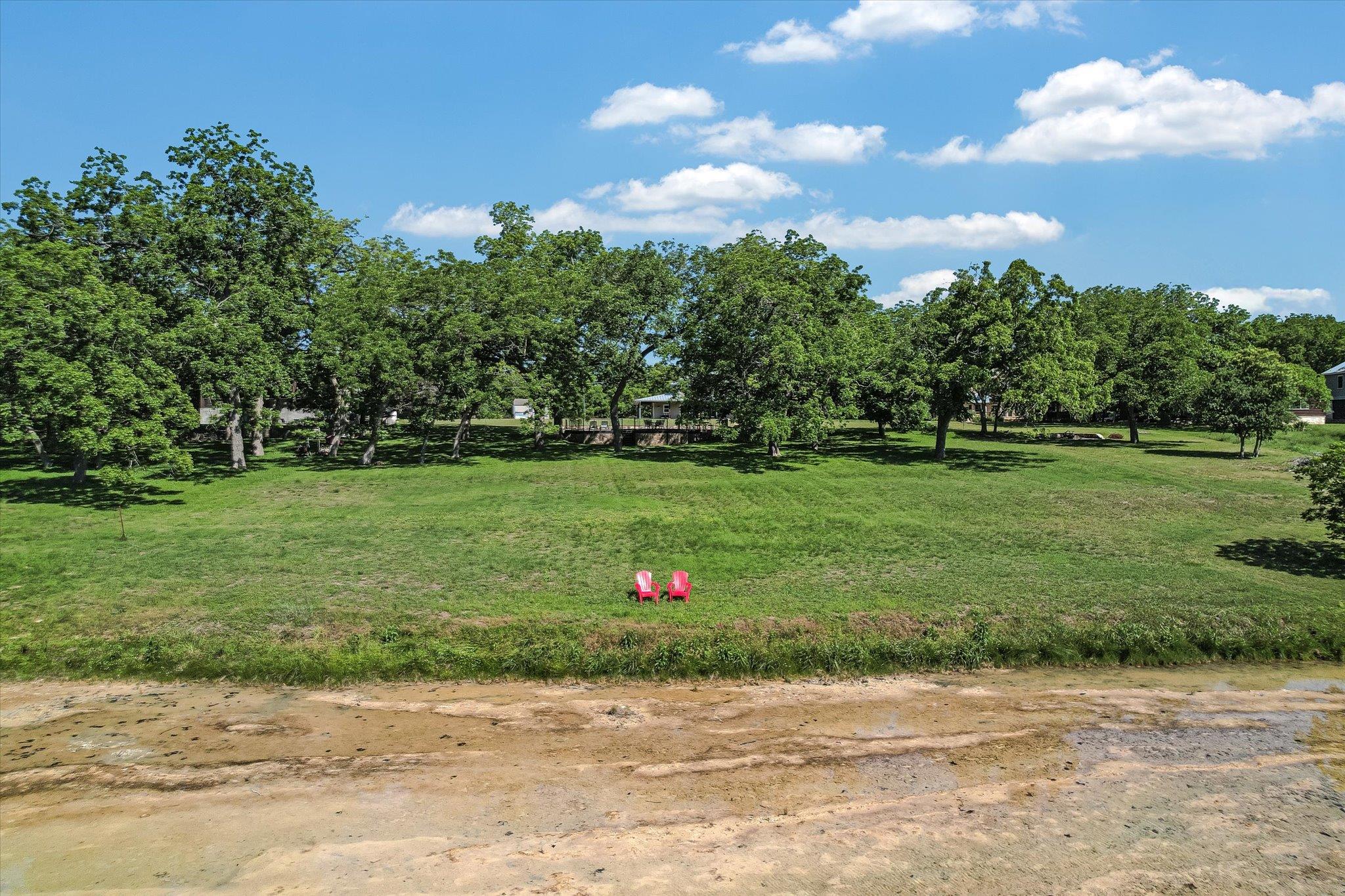 2700 Flite Acres RD
