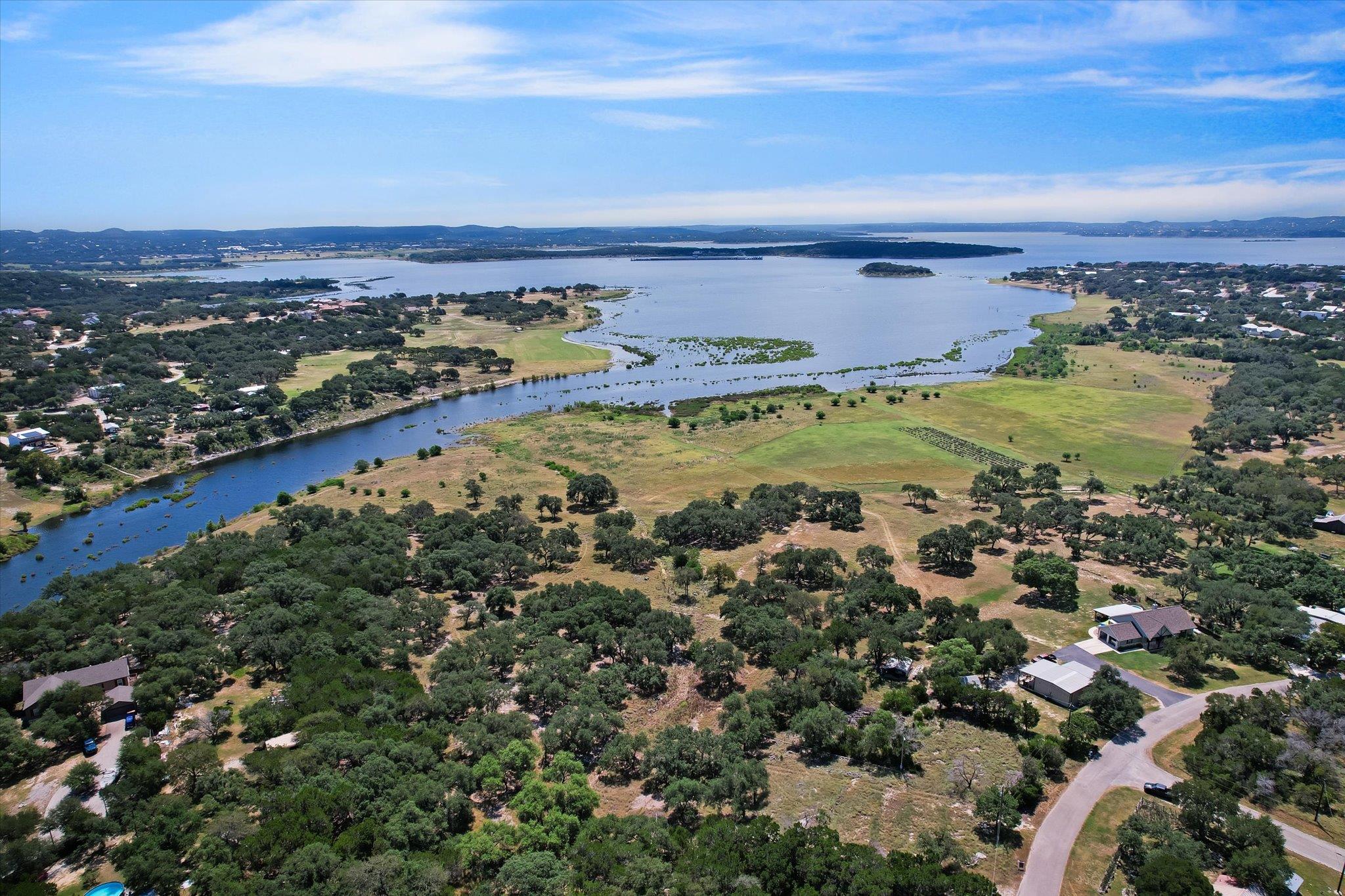 539 Clay Ridge RDG