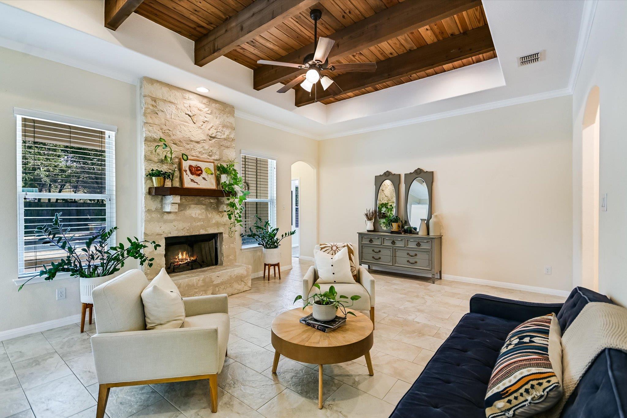 7 Redwood CIR