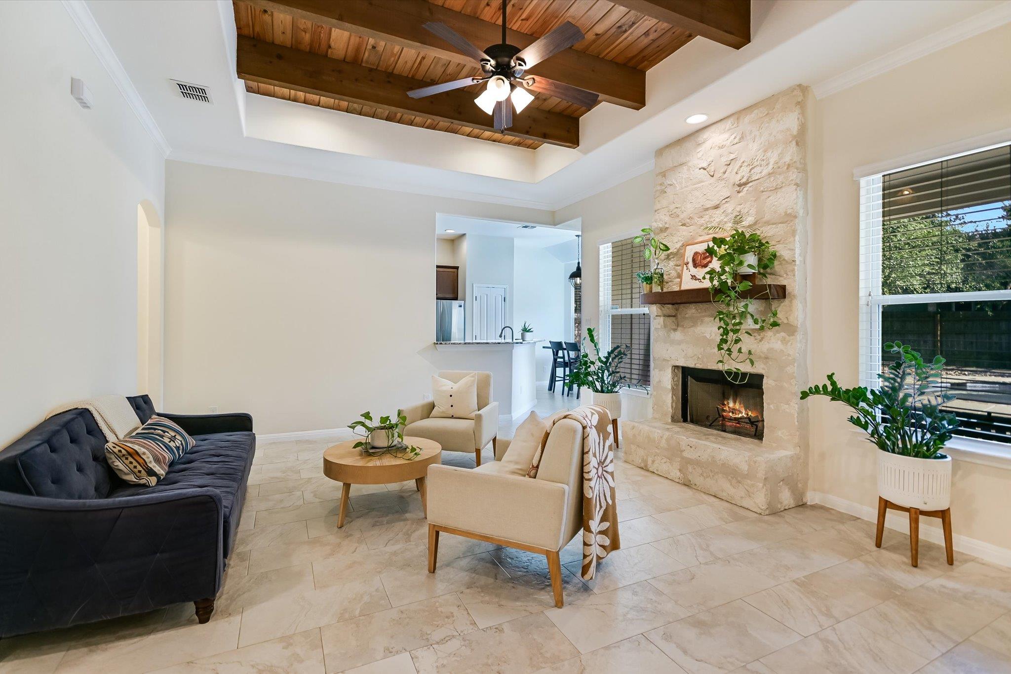 7 Redwood CIR