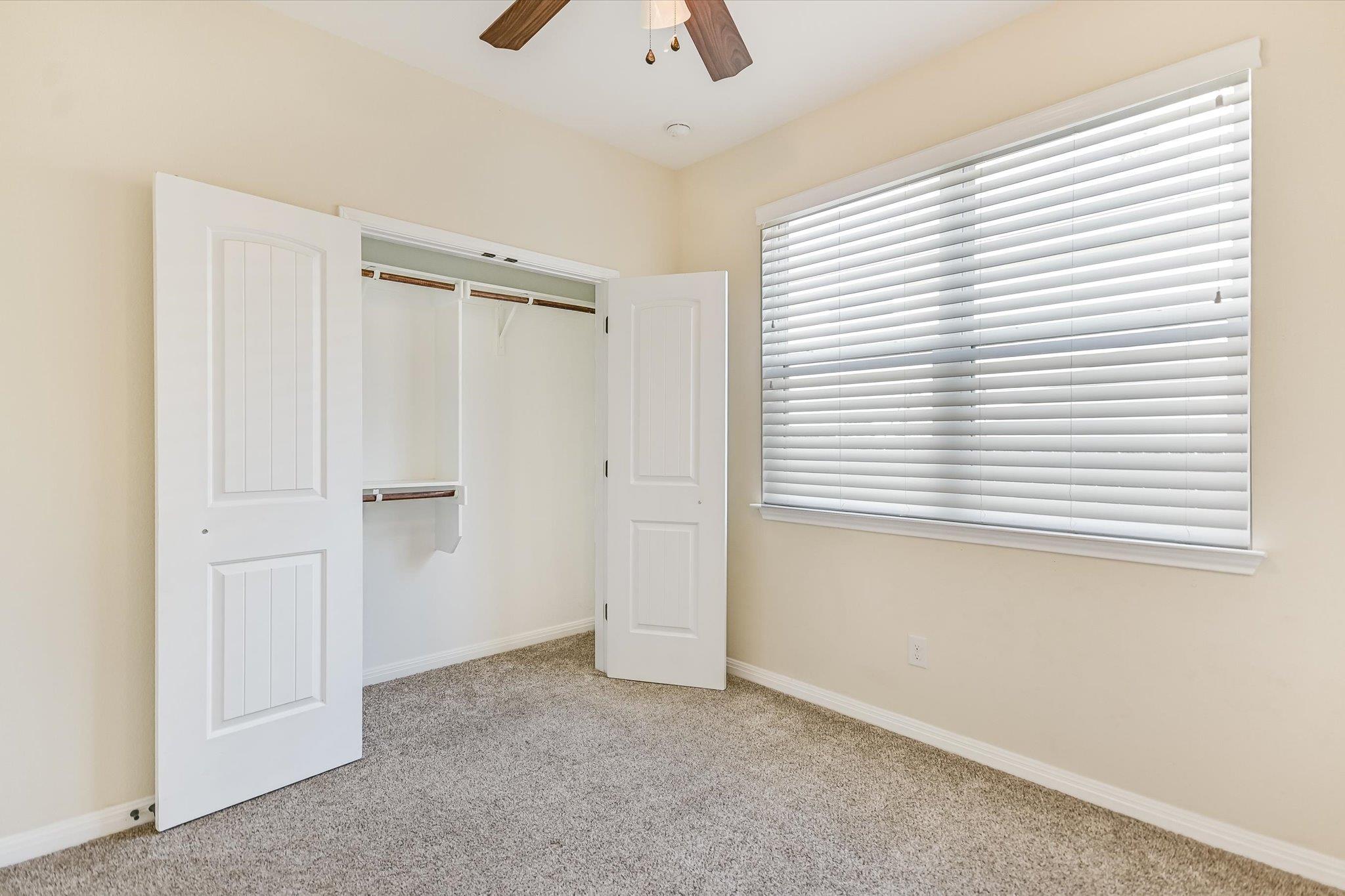 7 Redwood CIR