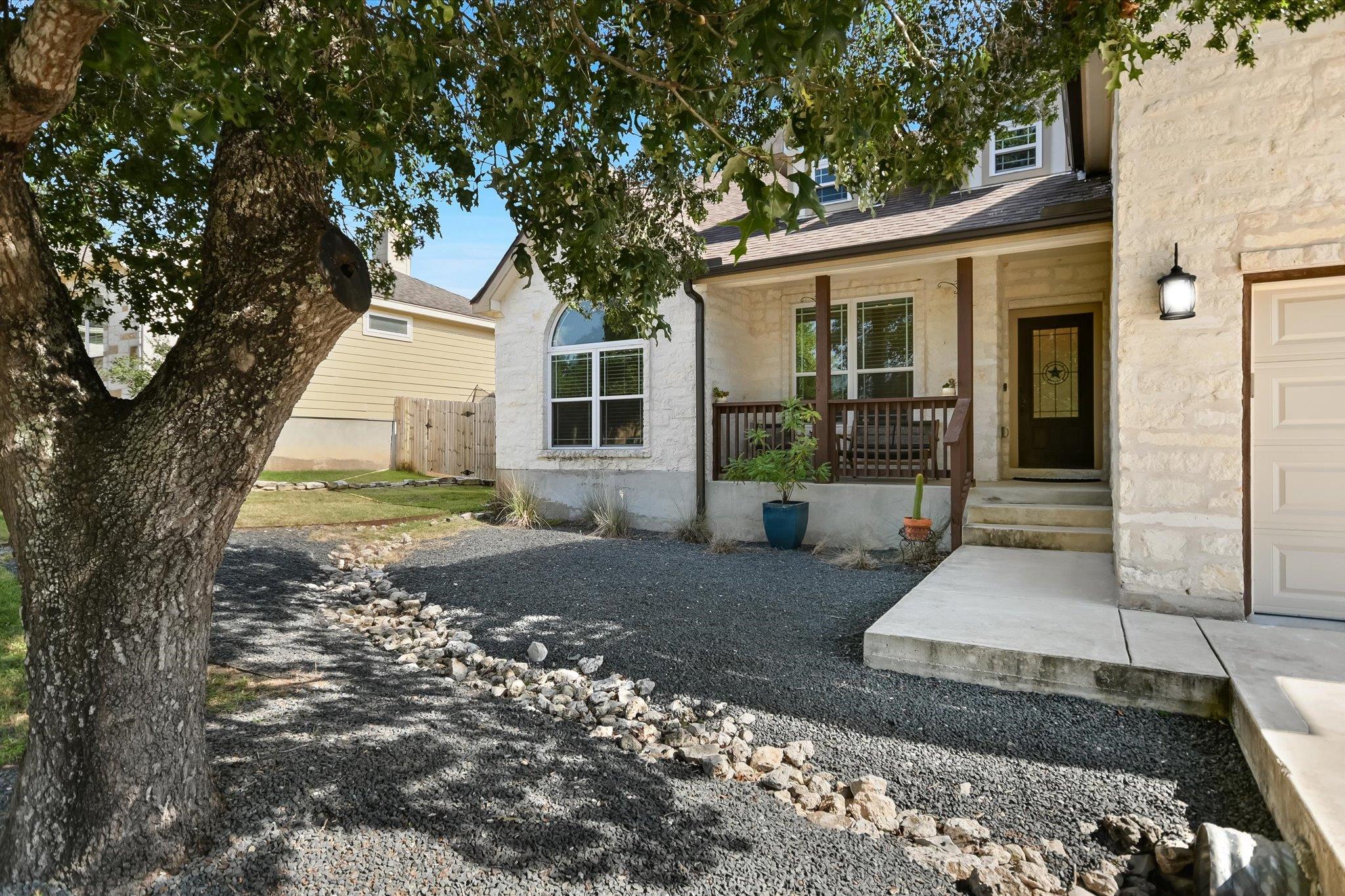 7 Redwood CIR