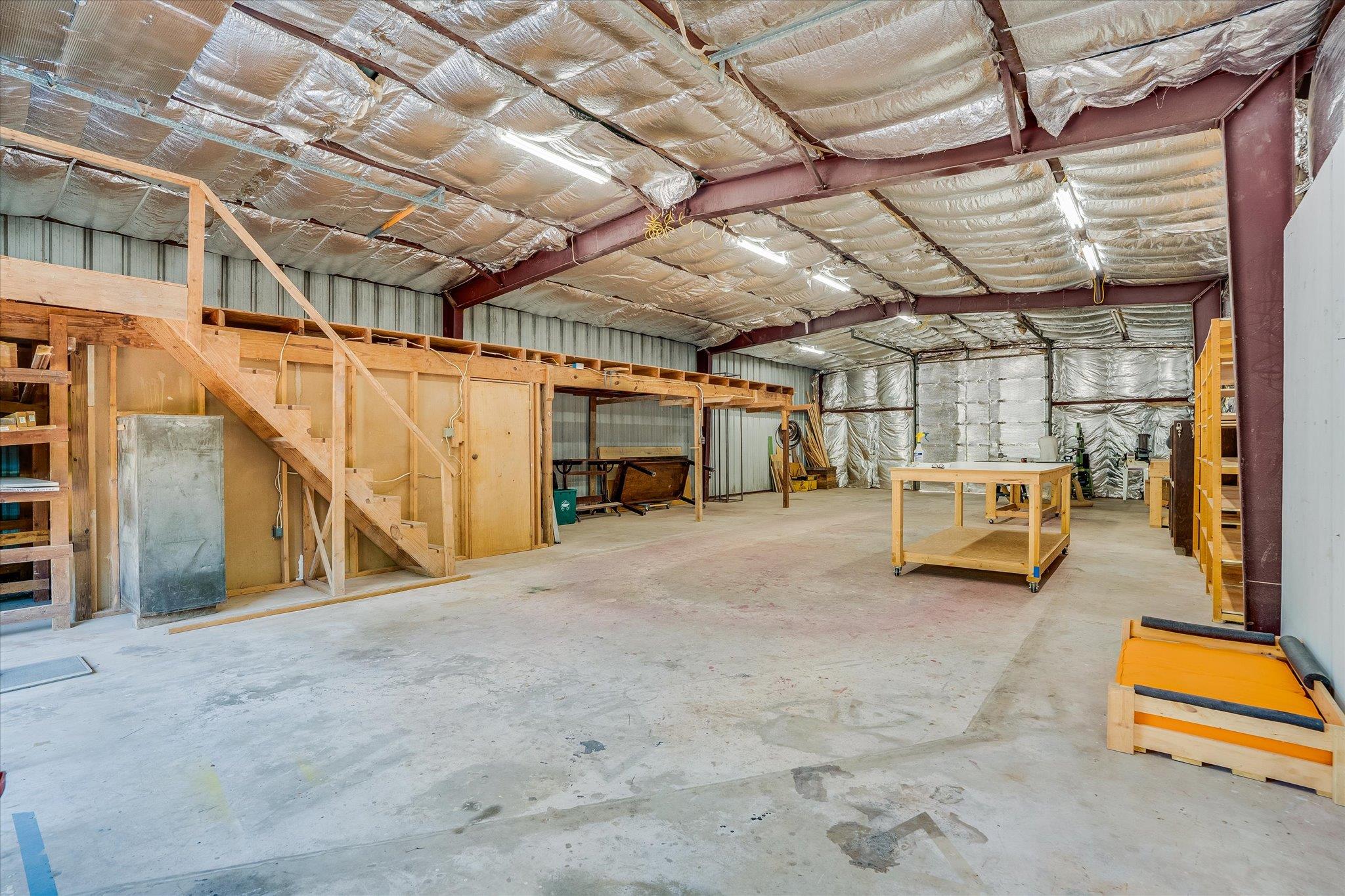 561 Carney LN