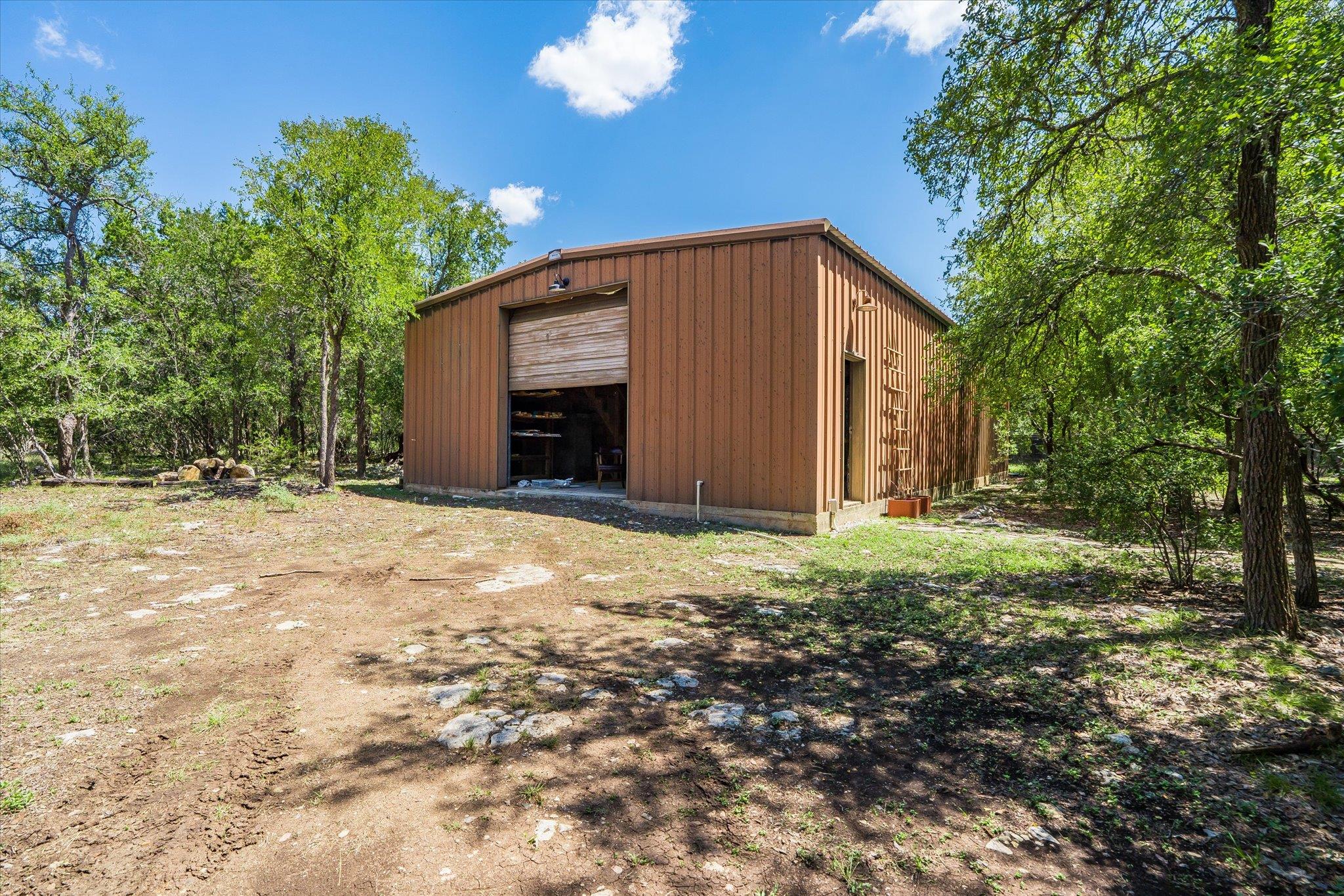 561 Carney LN