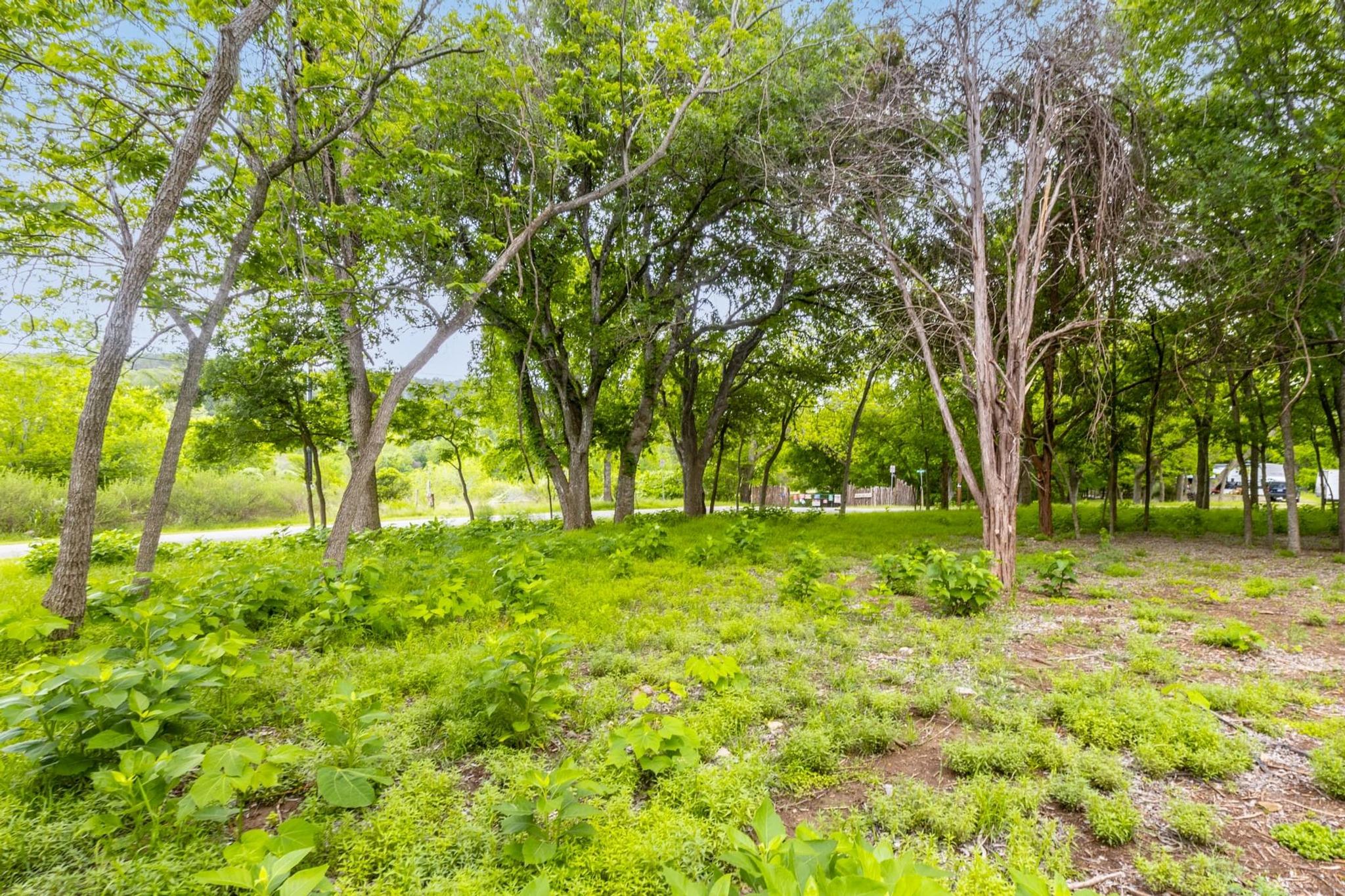 107 Edgewater DR