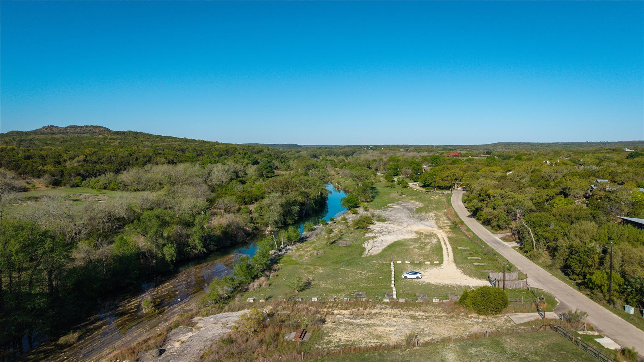 107 Edgewater DR