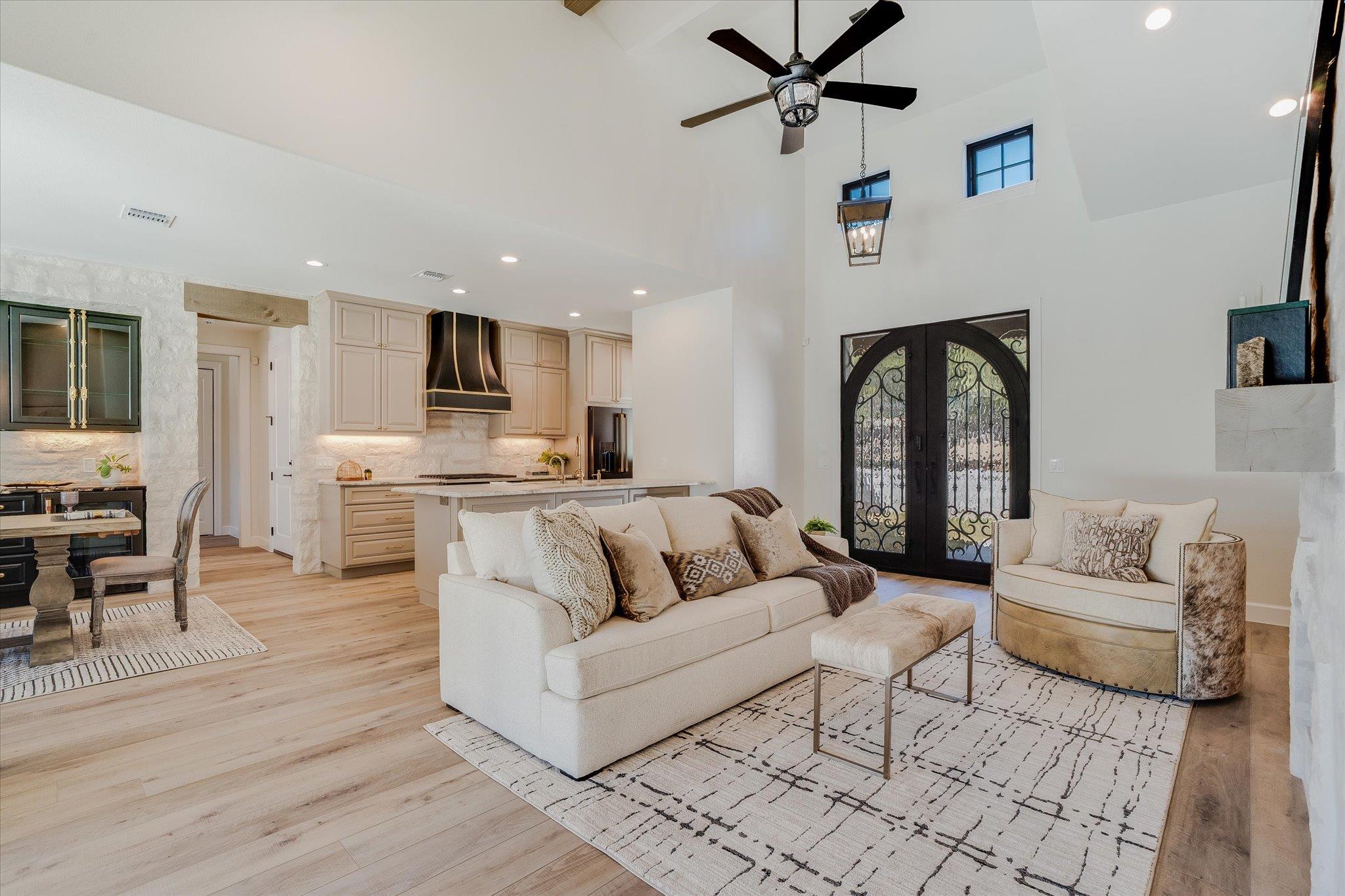 312 Rancho Grande DR