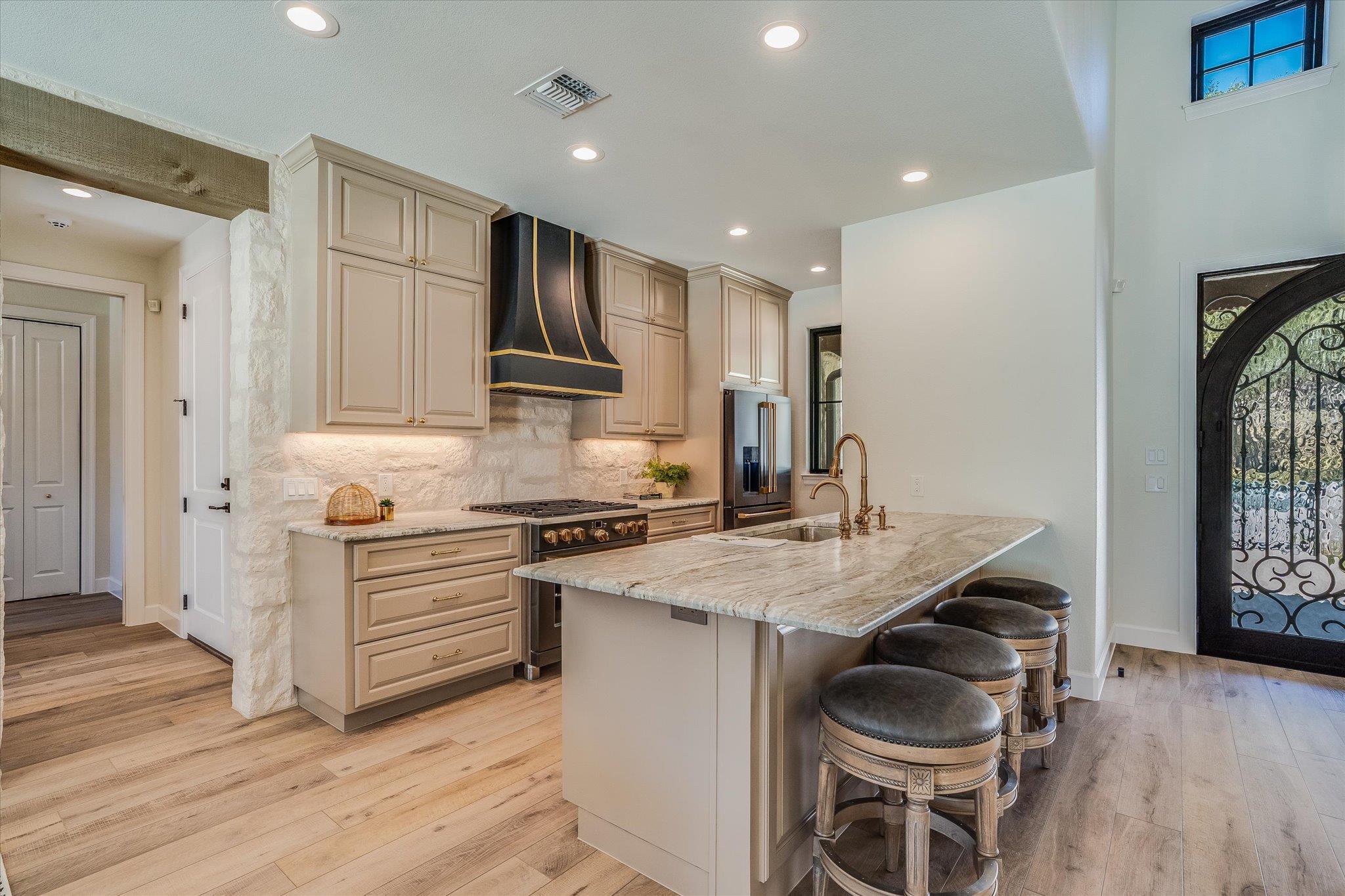 312 Rancho Grande DR