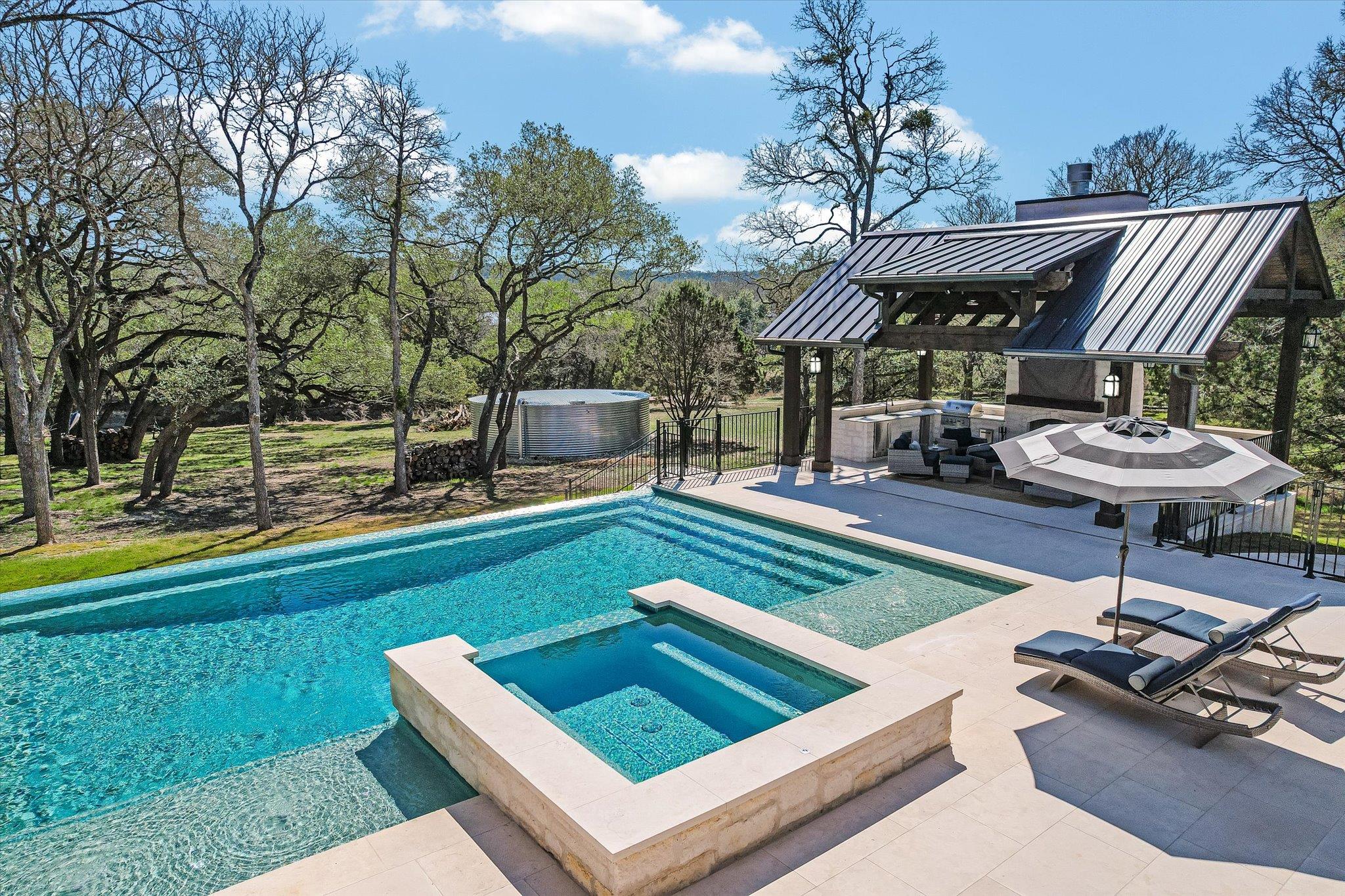 312 Rancho Grande DR
