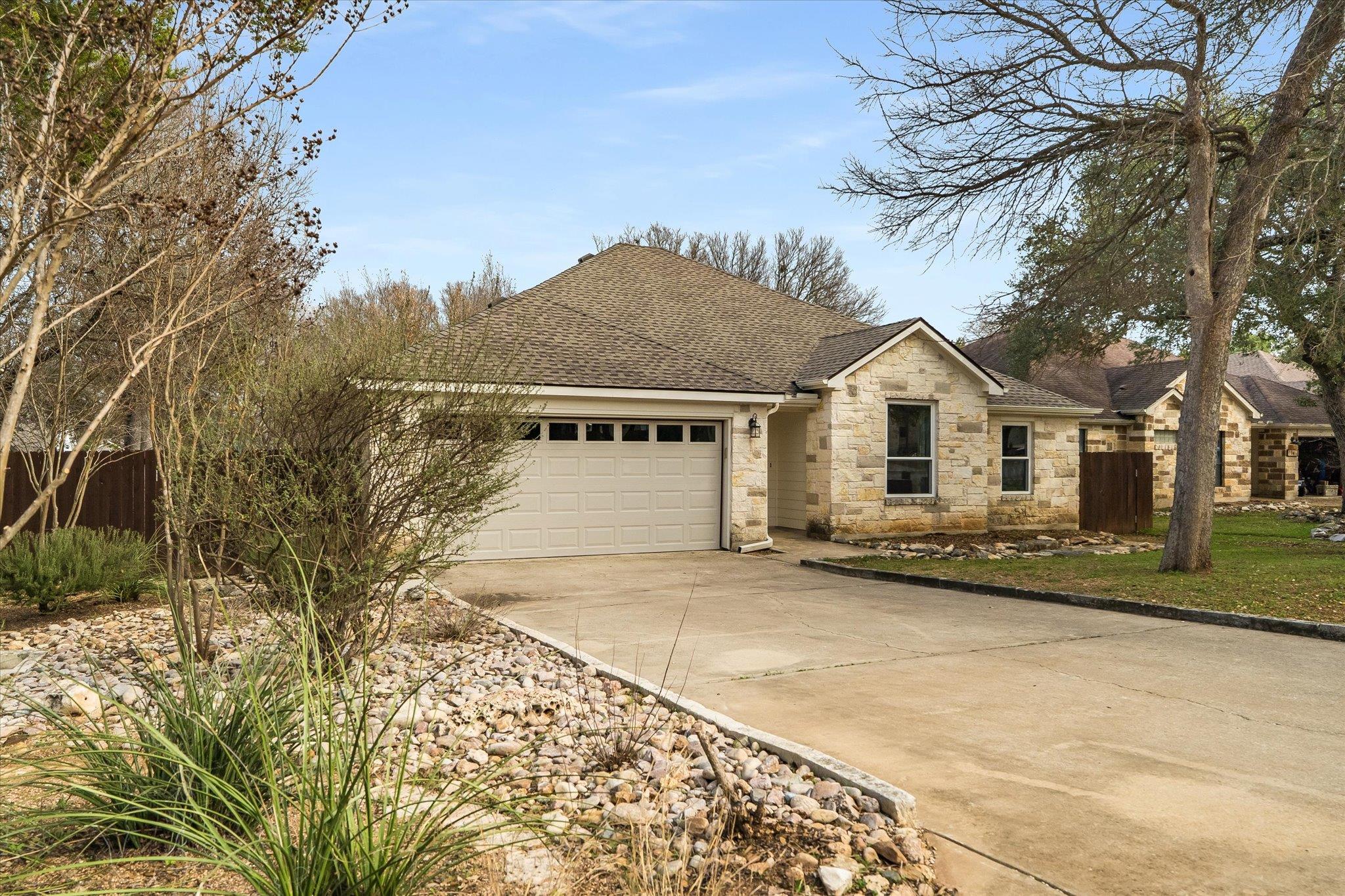 16 Serenade CIR