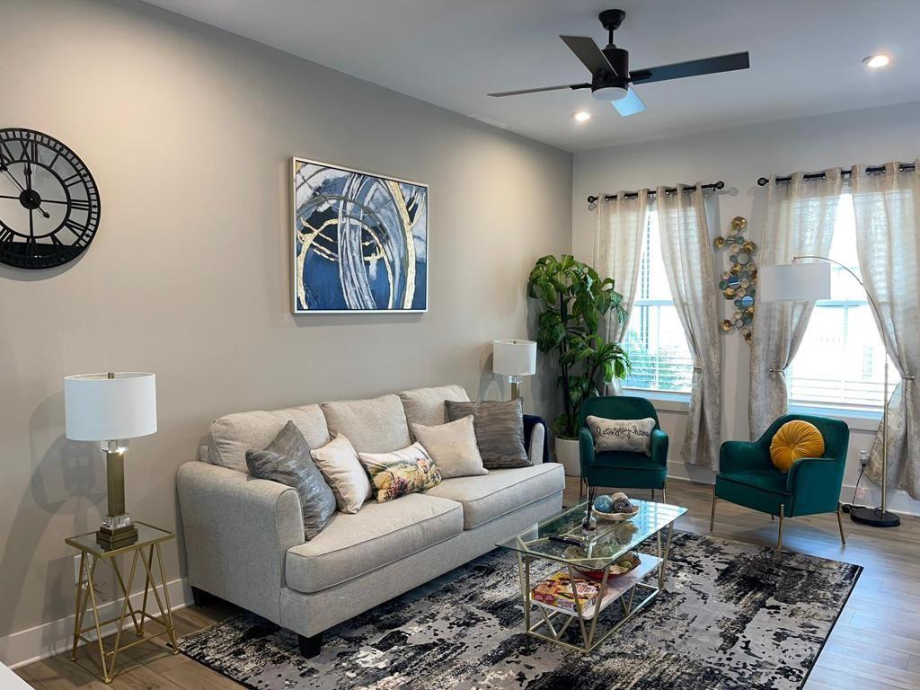 162 CHESTNUT Circle Unit 76