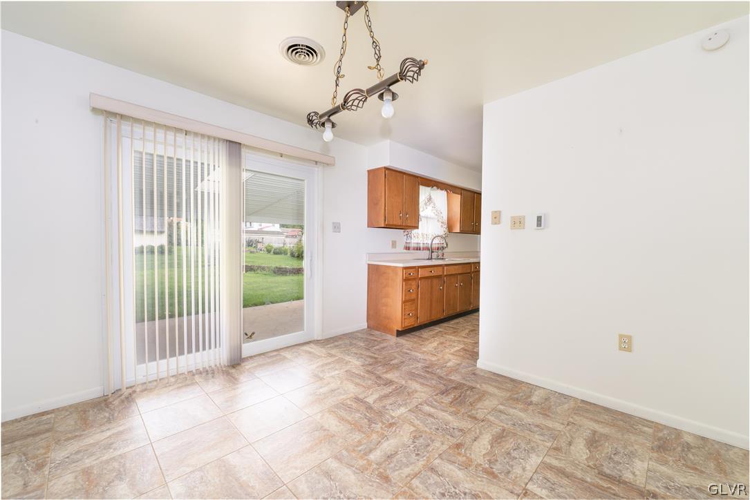 229 Holiday Lane