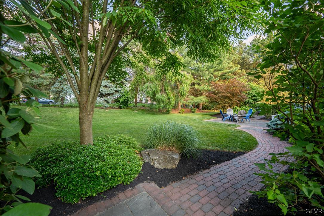 1219 Highland Drive
