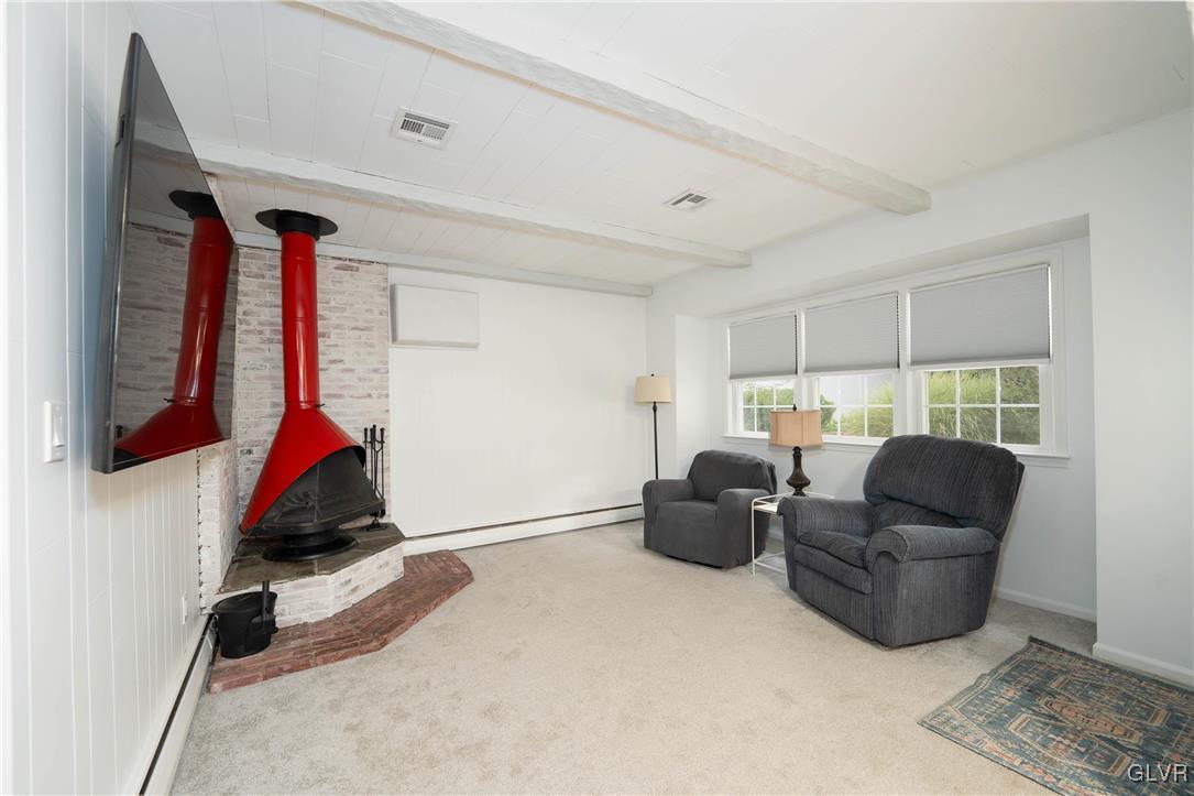 916 North 3Rd Street