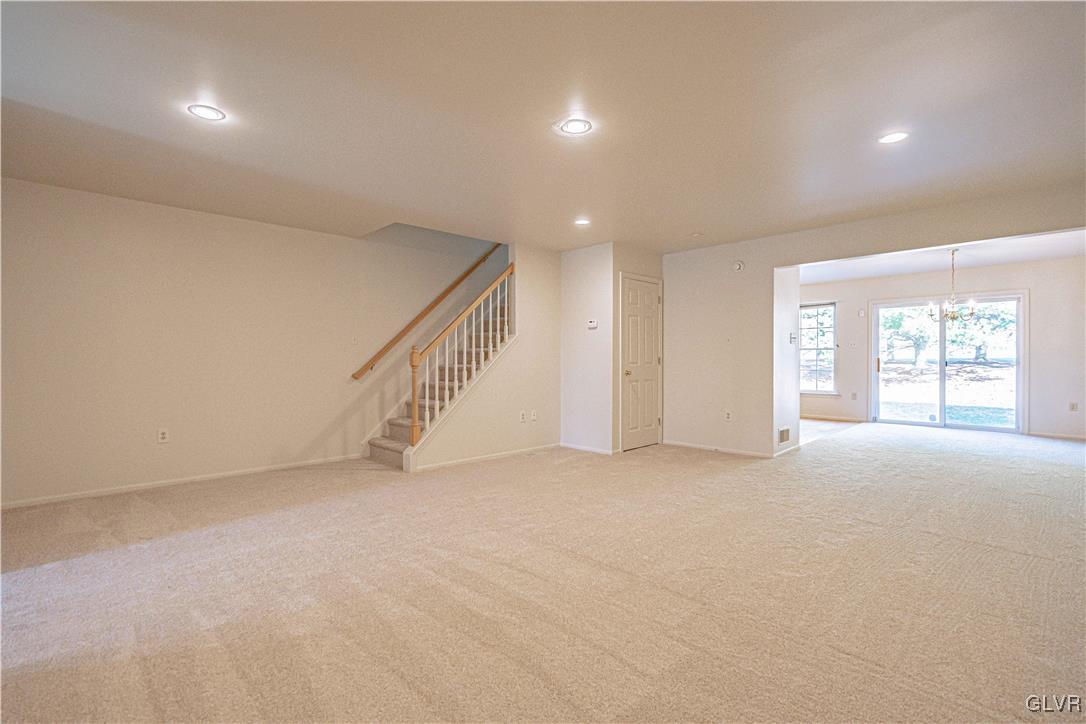 8167 Heritage Drive