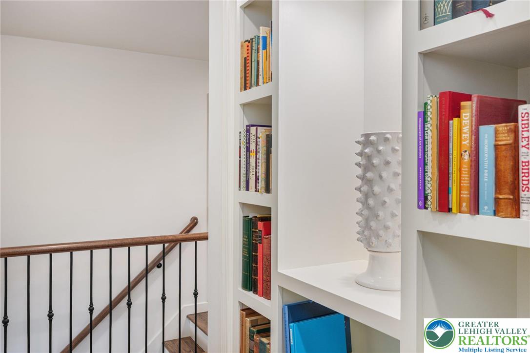 4704 Sweetbriar Circle