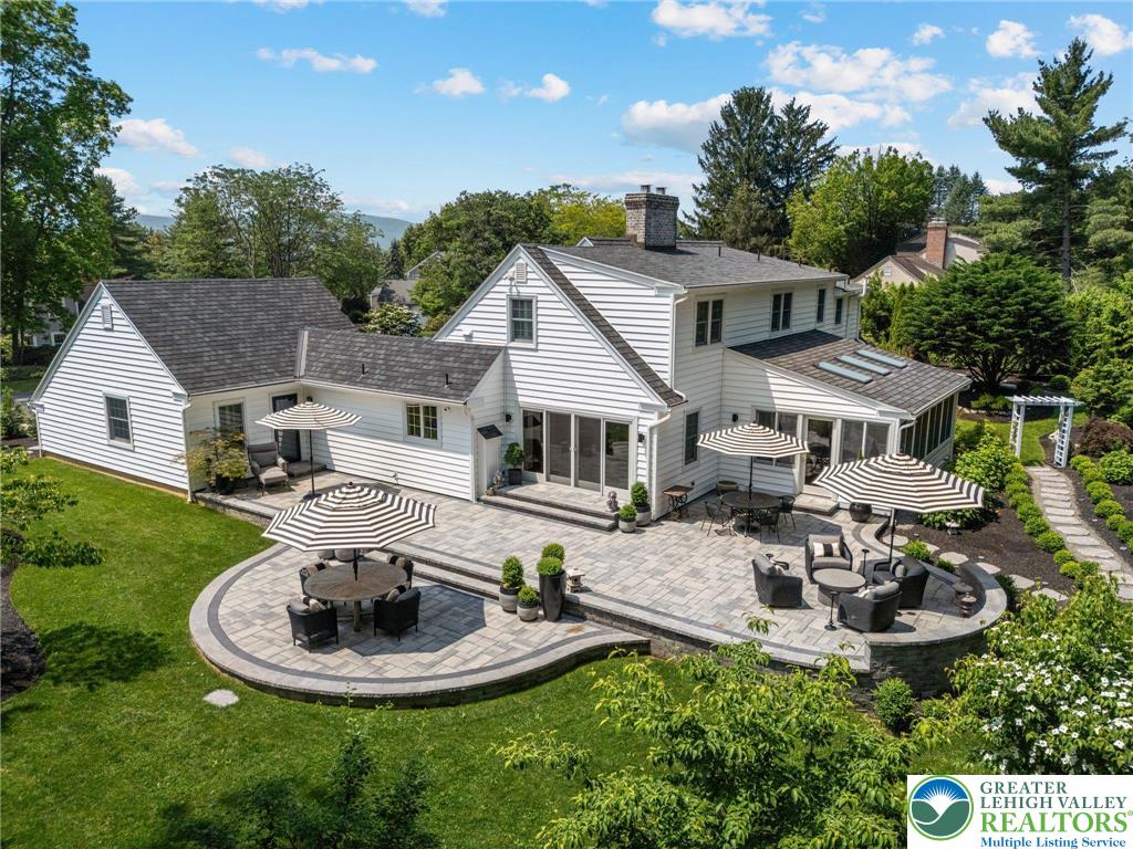 4704 Sweetbriar Circle