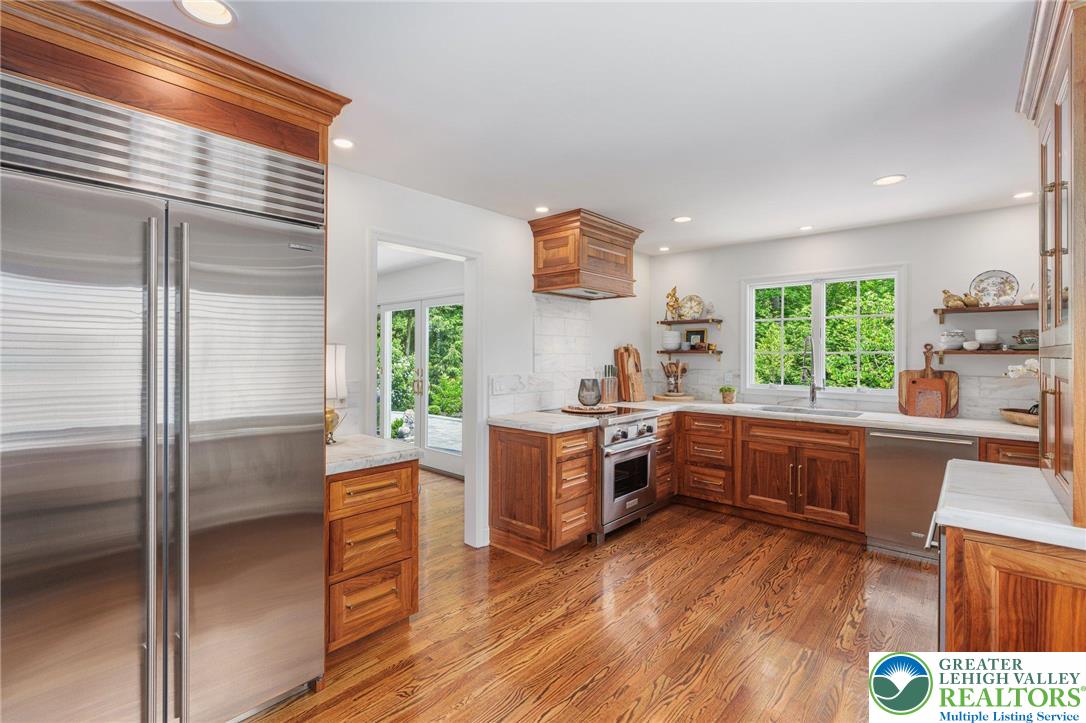 4704 Sweetbriar Circle