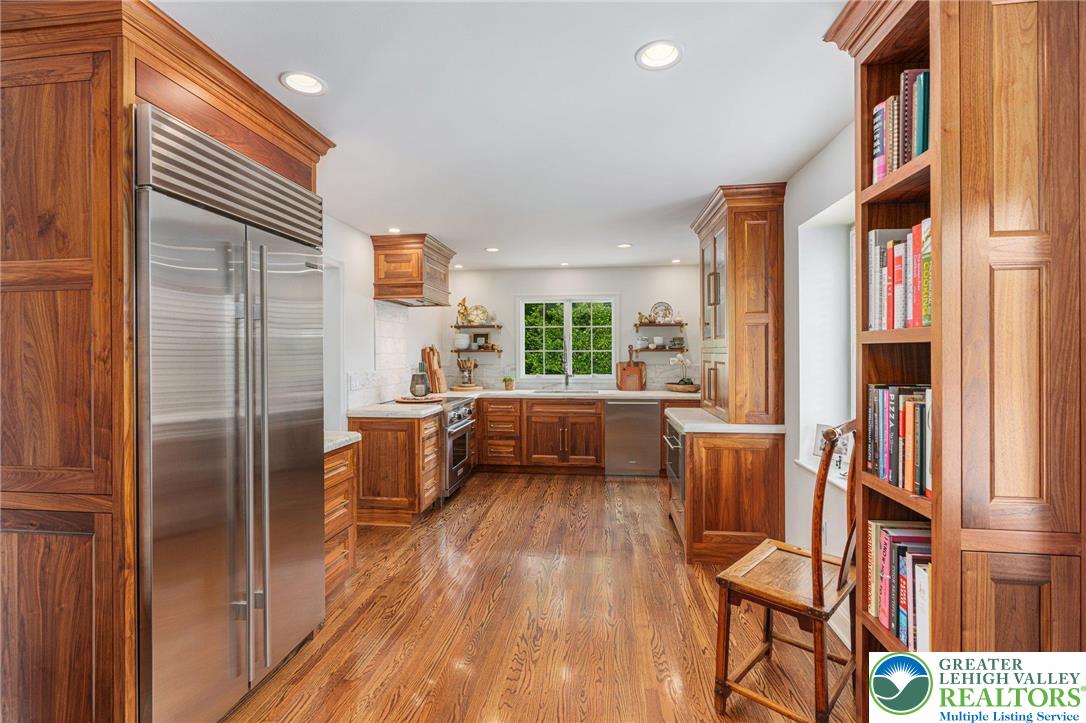 4704 Sweetbriar Circle