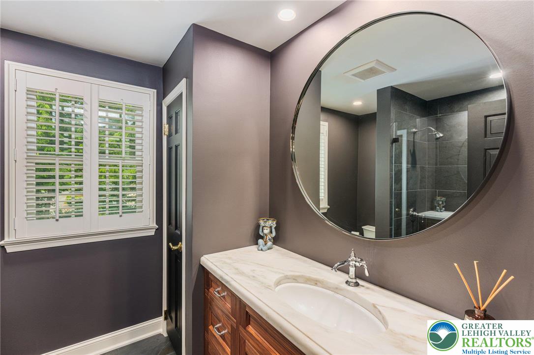 4704 Sweetbriar Circle