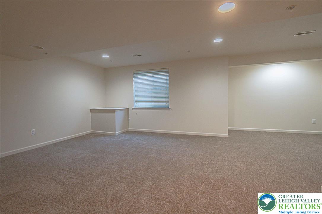 241 Snapdragon Way
