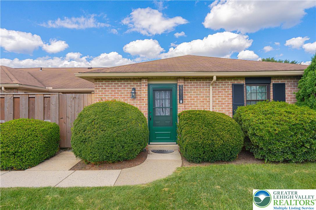 2771 Rolling Green Place