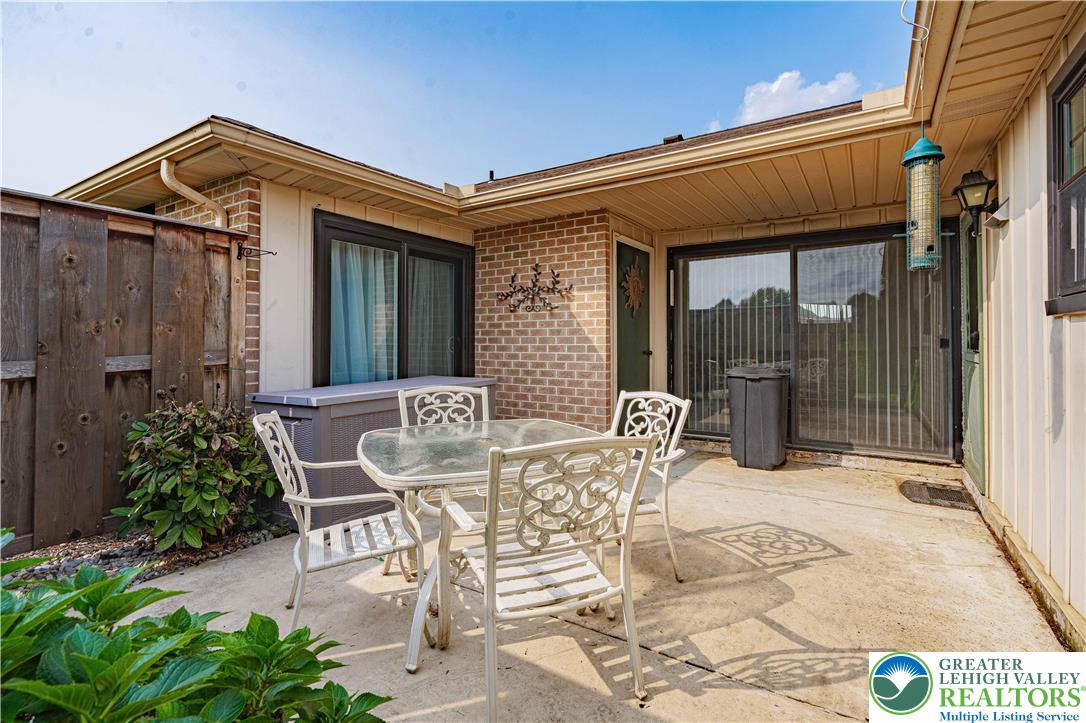 2771 Rolling Green Place