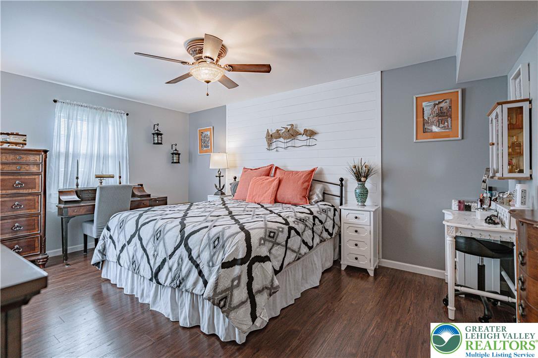 2771 Rolling Green Place