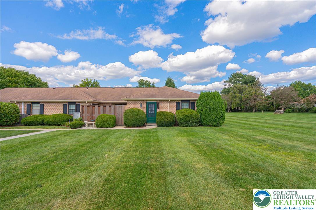 2771 Rolling Green Place