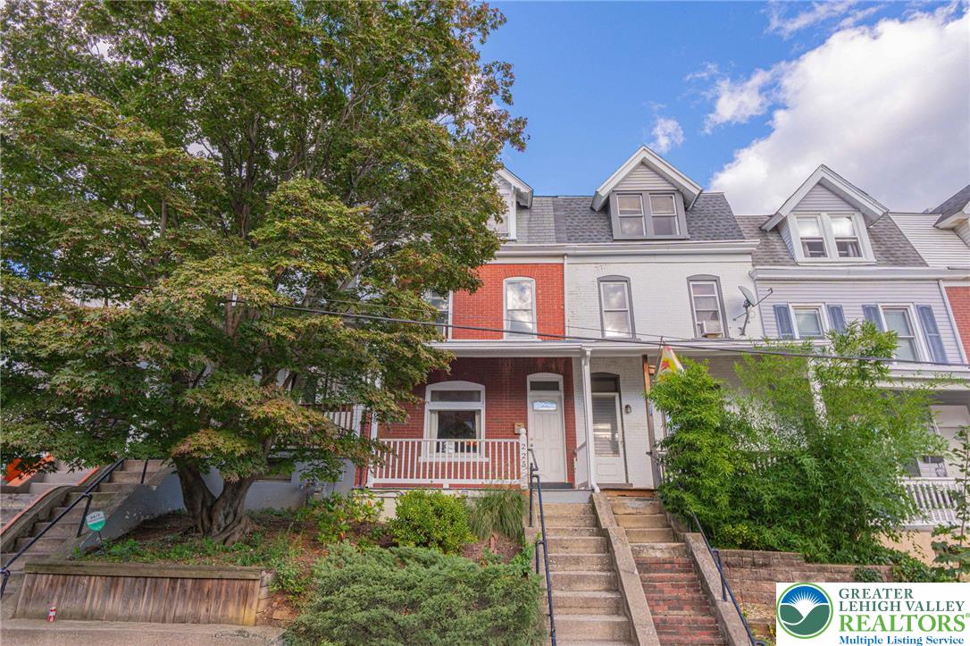 225 South Franklin Street