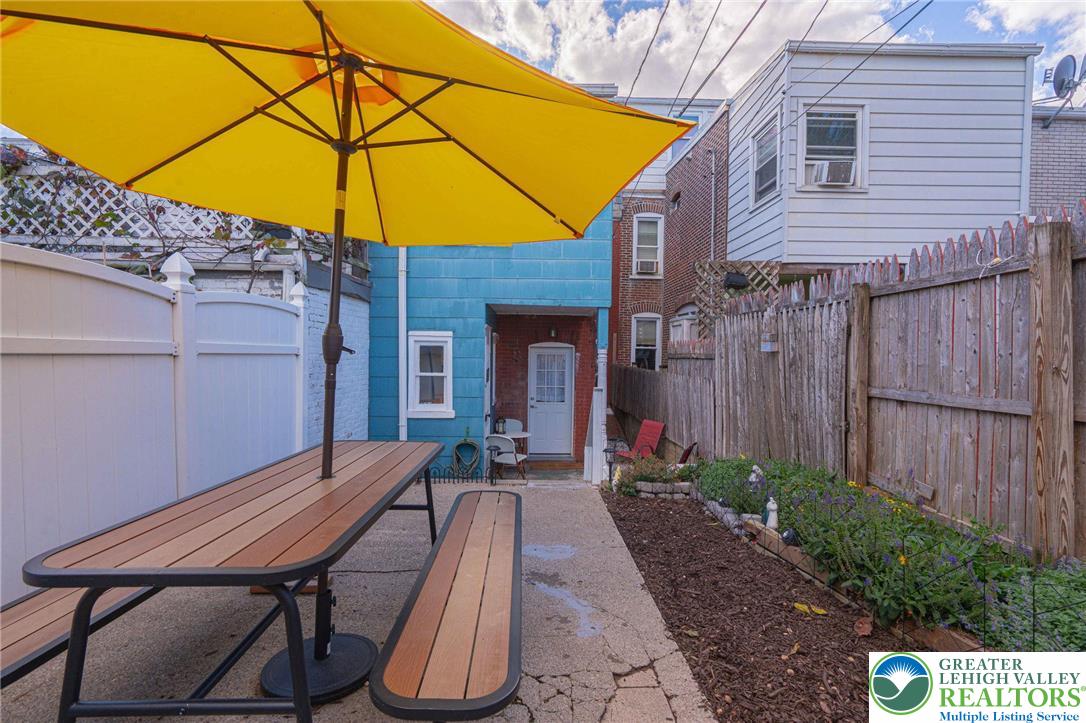 225 South Franklin Street