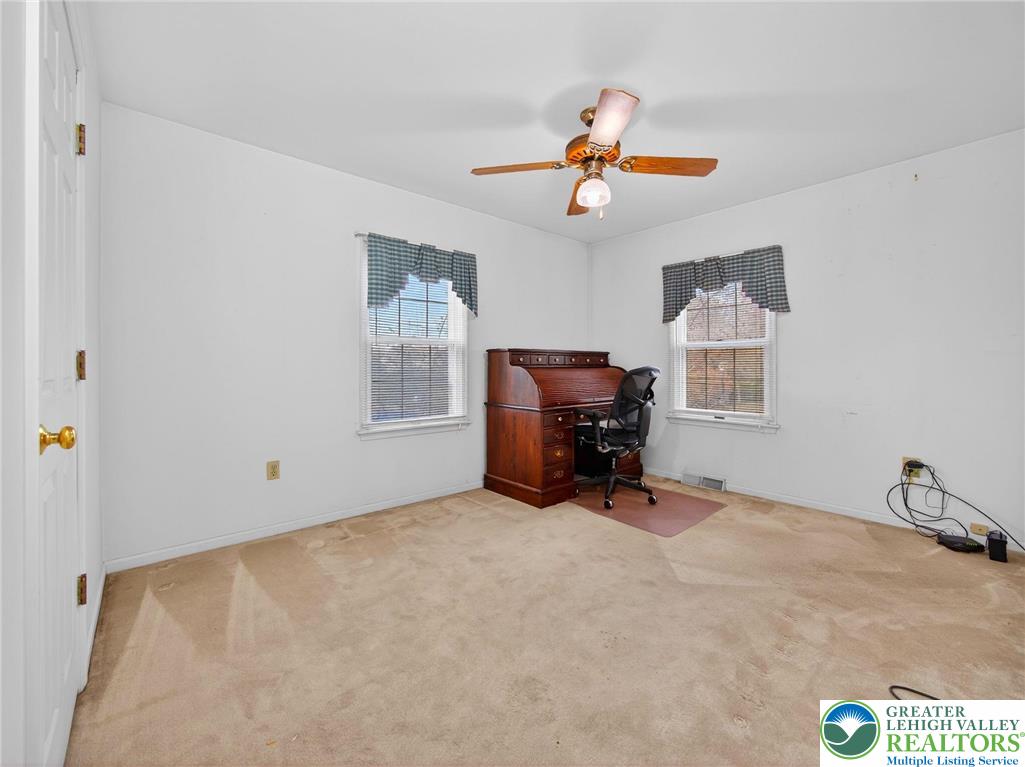 4936 Meadow Lane