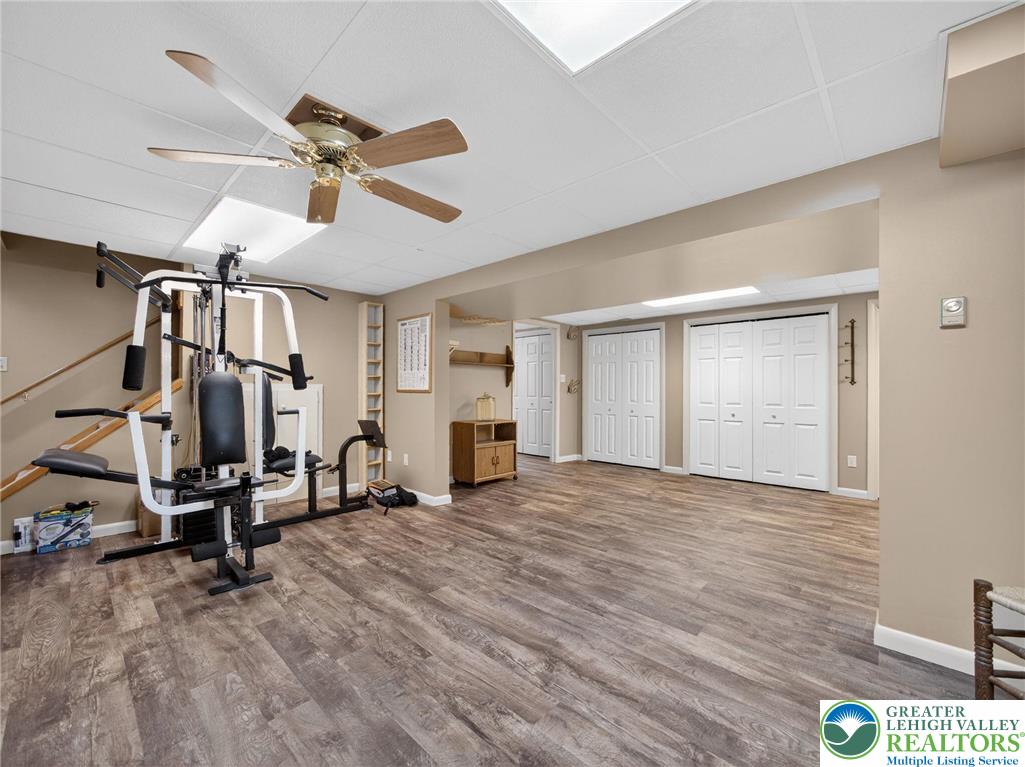 4936 Meadow Lane