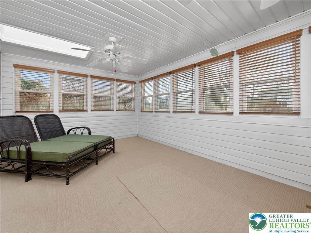 4936 Meadow Lane