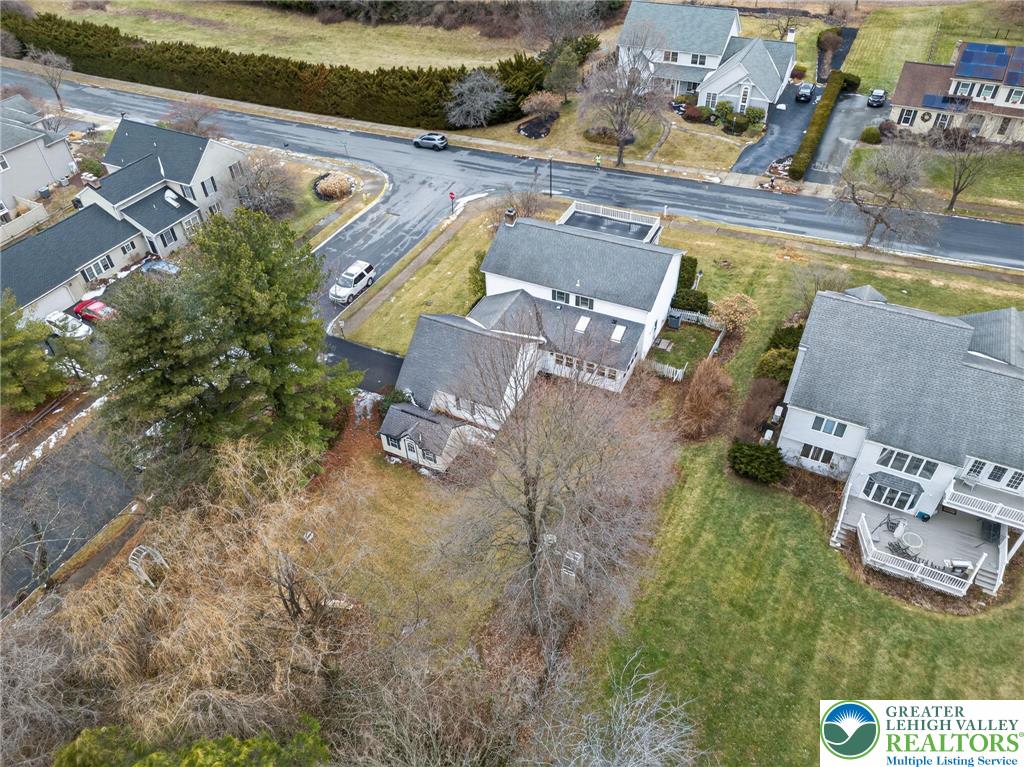 4936 Meadow Lane