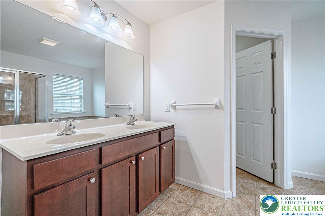 5151 Dogwood Trail