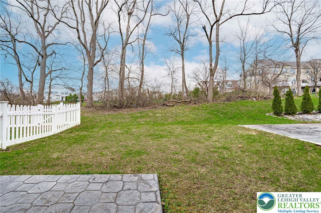 5151 Dogwood Trail