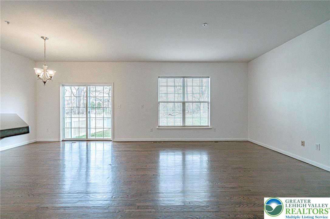 5151 Dogwood Trail