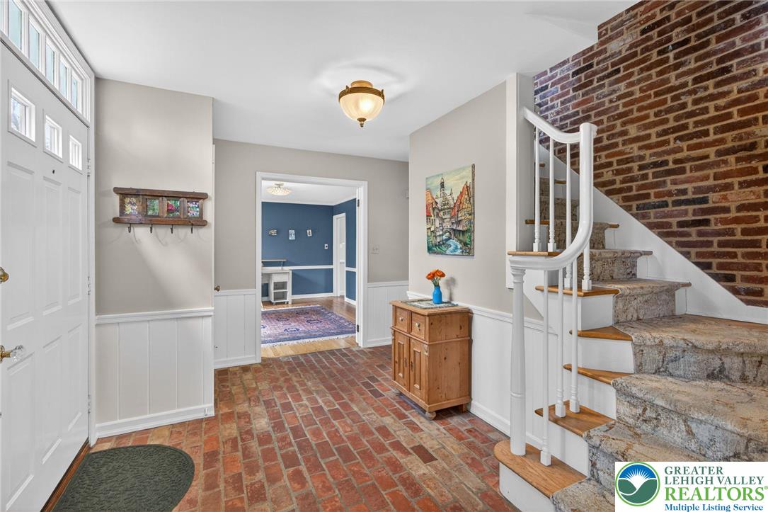 2495 Stanford Circle