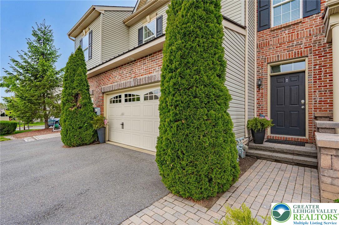 5127 Dogwood Trail