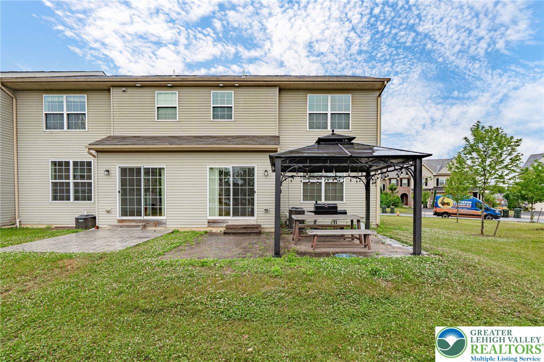 233 Snapdragon Way
