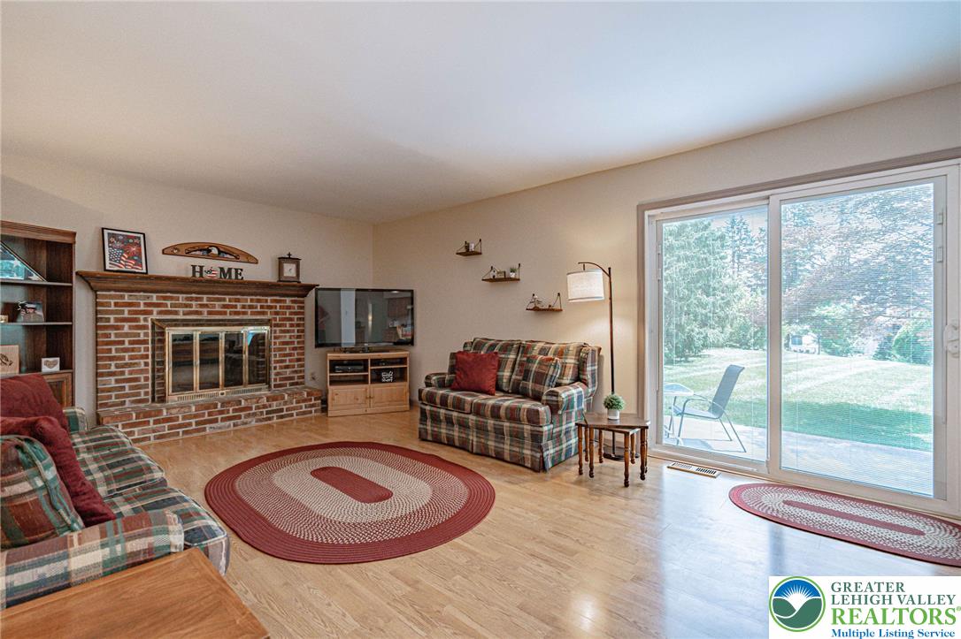 3251 Sequoia Drive