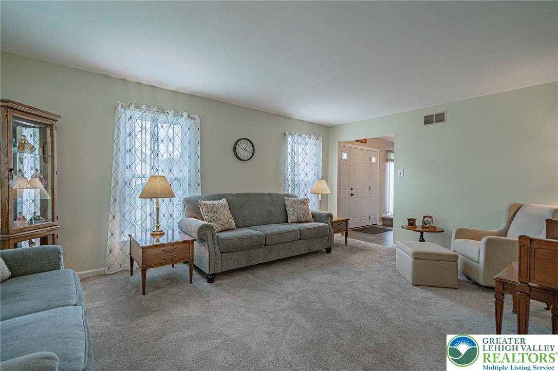 3251 Sequoia Drive