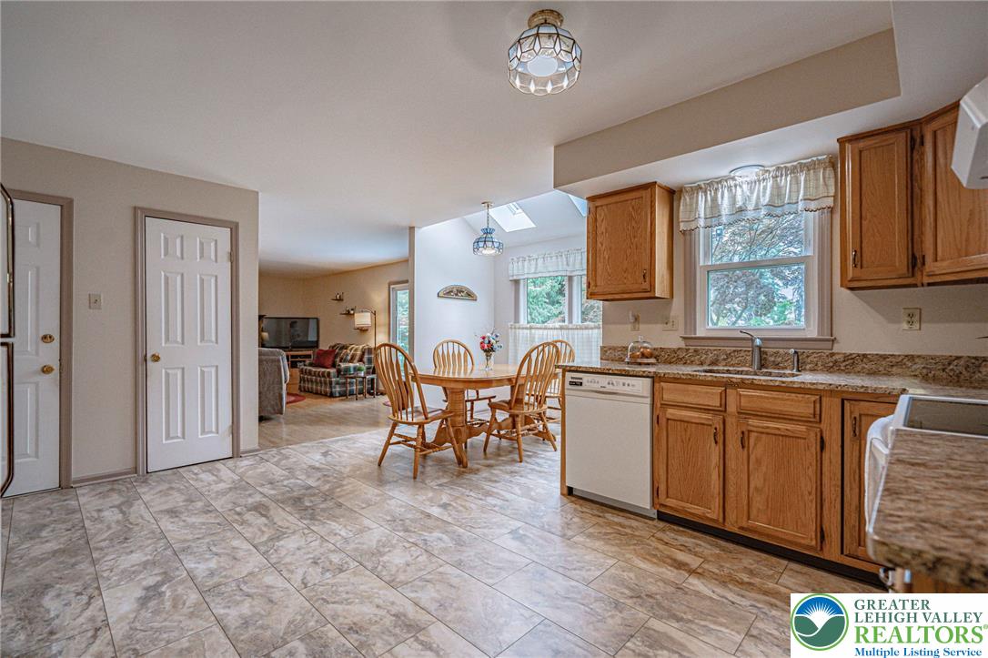 3251 Sequoia Drive