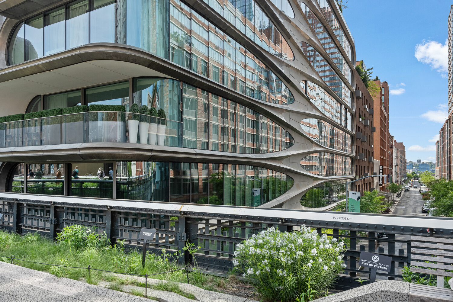 520 W 28TH Street 7