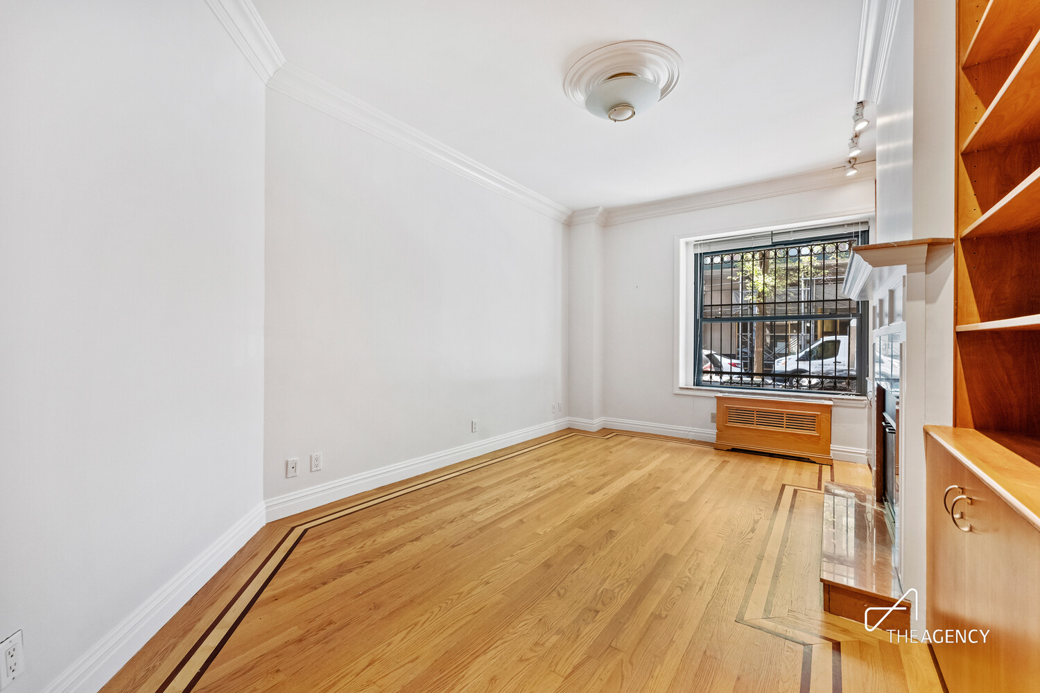 259 W 90TH Street