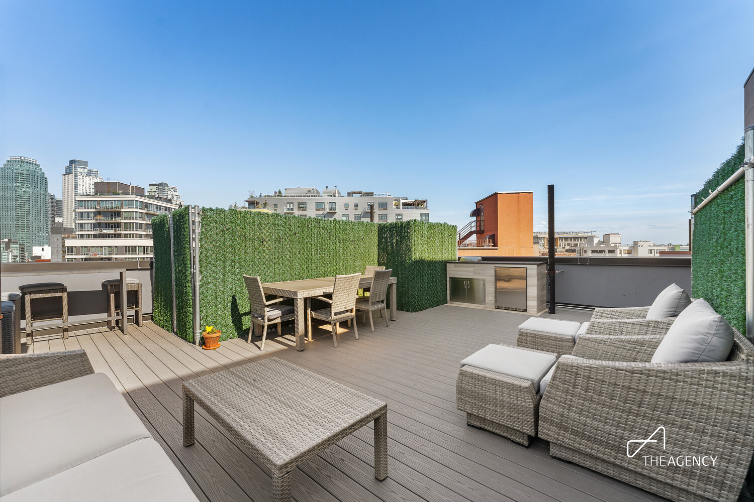 10-64 JACKSON Avenue 2A