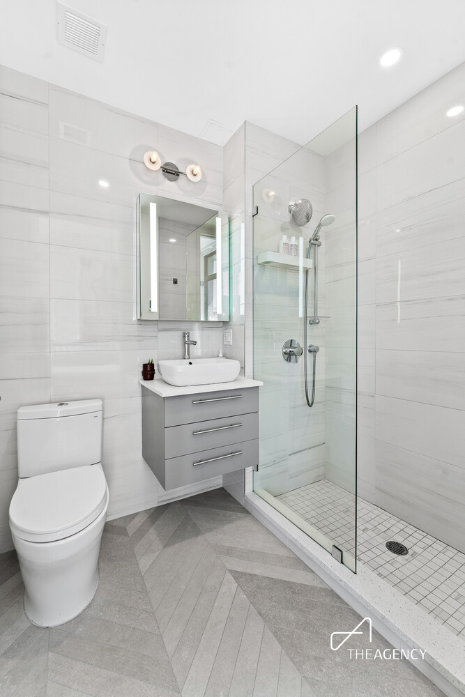 10-64 JACKSON Avenue 2A